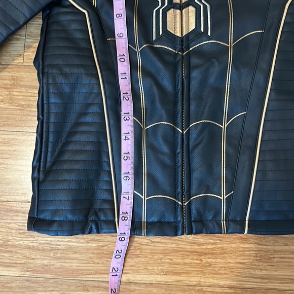 NWT Spiderman Jacket size 5/6 - Picture 4 of 5